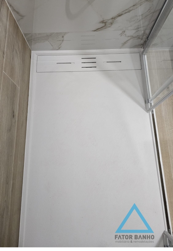 base duche SMC branca grelha retangular a cor da base extra leve e resistente